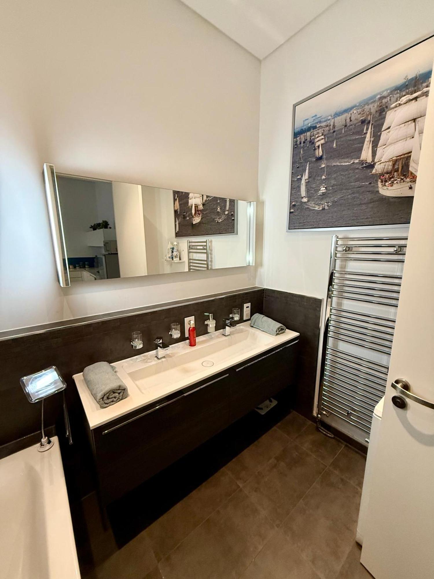 Relax-Wohnung Mit Balkon Ueber Die Weisse Elster Leipzig Extérieur photo